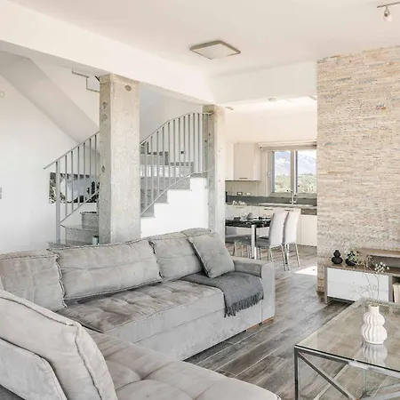 Villa Katrina Svoronata